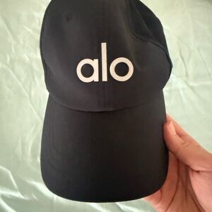 ALO Yoga Classic Black Cap